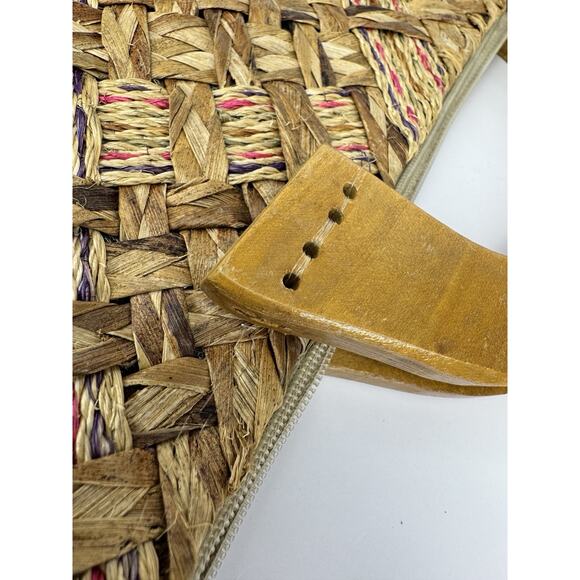 Vintage Woven Straw Raffia Handbag Wooden Handles Boho Tote Purse 70s 80s - Picture 10 of 11